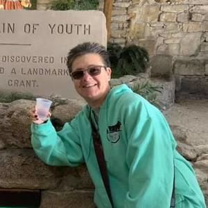 Meet your Posher, Toni